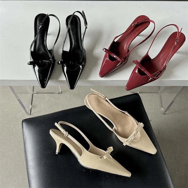 Slingback Envernizado Atemporal Caline