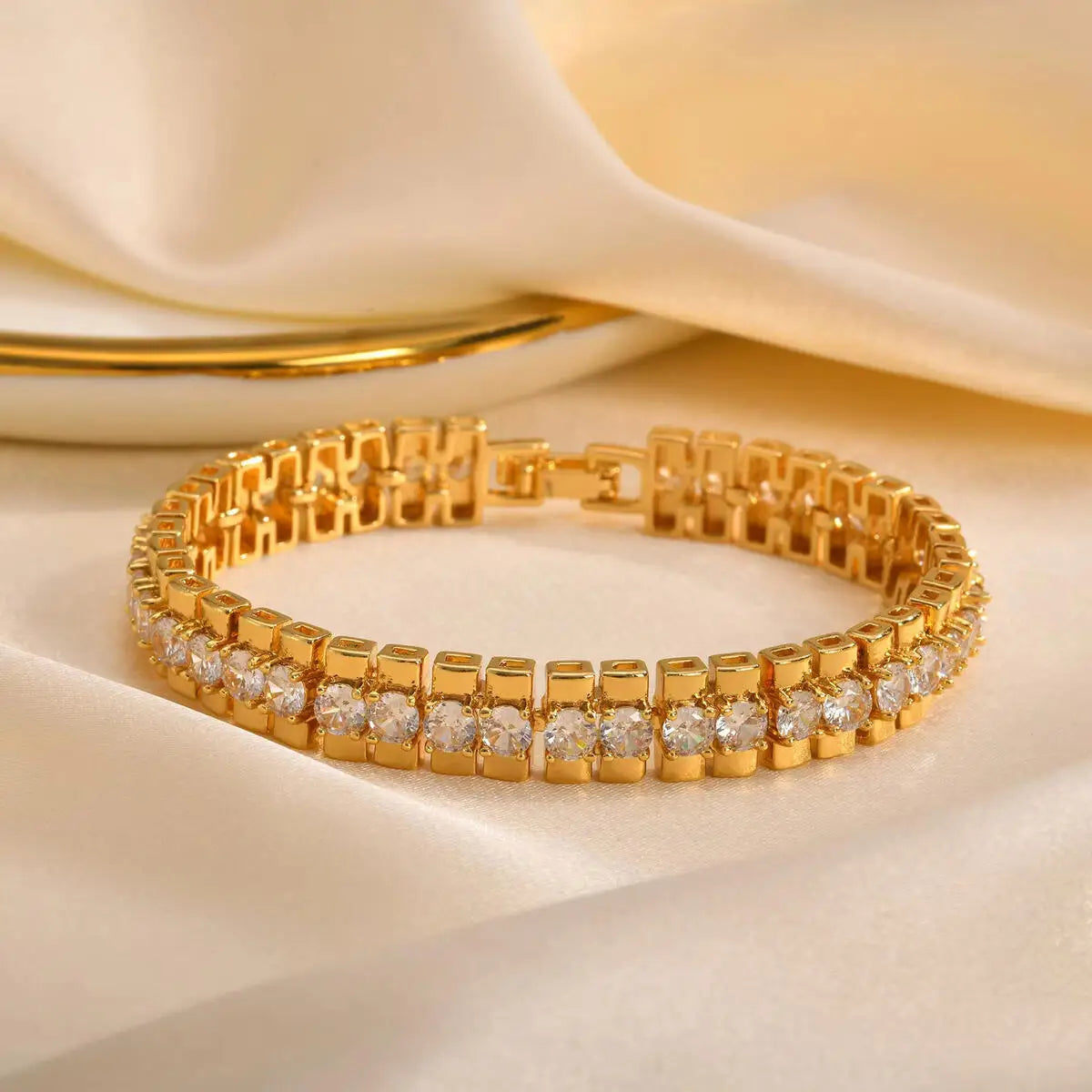 Pulseira Cravejada Rubi Dourada